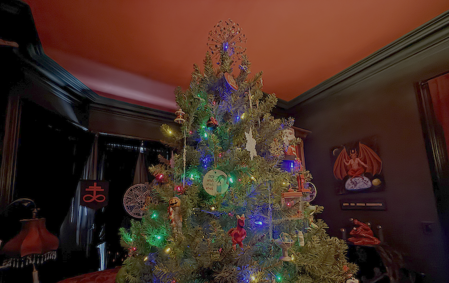 Superlative Solstice from The Black House! Yule 2025.